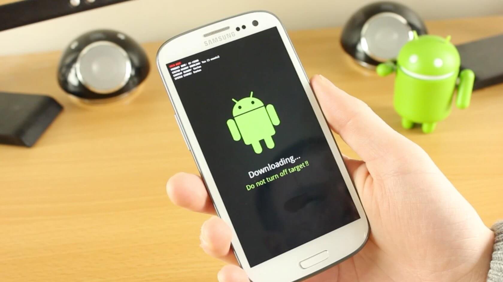 Android-telefon eller surfplatta slår inte på firmware