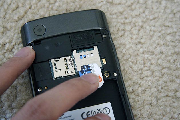 Take out the SD Card to Fix Samsung Black Screen of Death