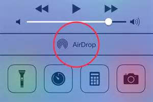 Airdrop을 사용하여 iPhone에서 연락처 공유