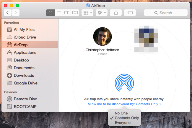 Sharing Contacts Wirelessly Through AirDrop
