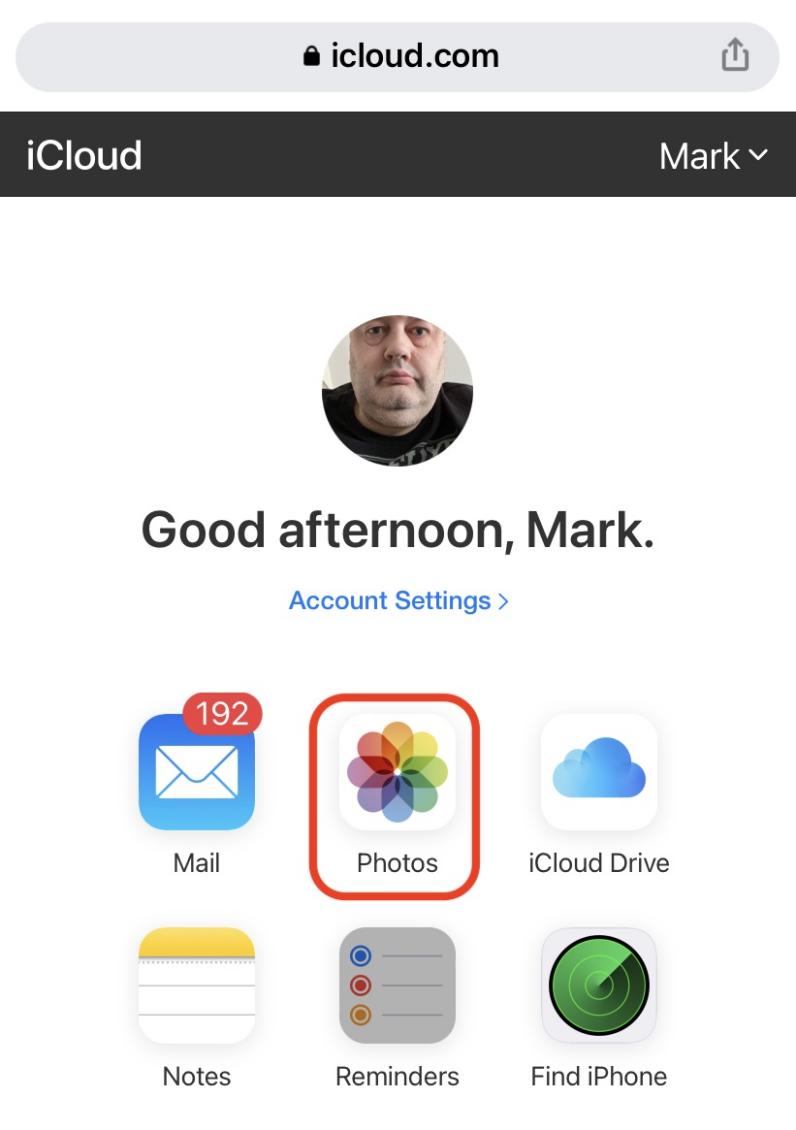 Få tillgång till iCloud-foton genom att gå till iCloud.com i en webbläsare